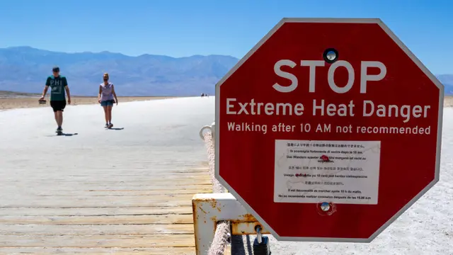 Fakta-Fakta Batu Berjalan di Death Valley